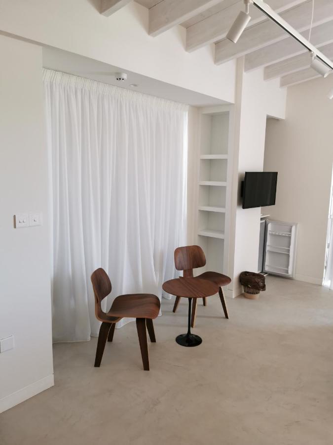 Y & P Latchi Hotel ภายนอก รูปภาพ