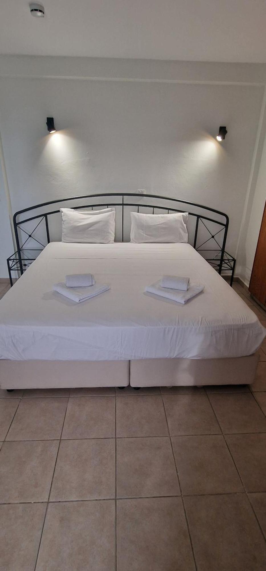 Y & P Latchi Hotel ห้อง รูปภาพ
